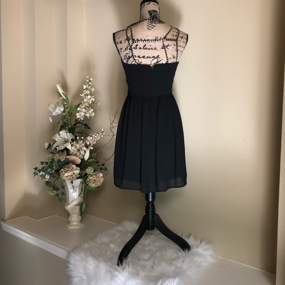 Black and gold beaded dress size XS forever 21 - Picture 3 of 8